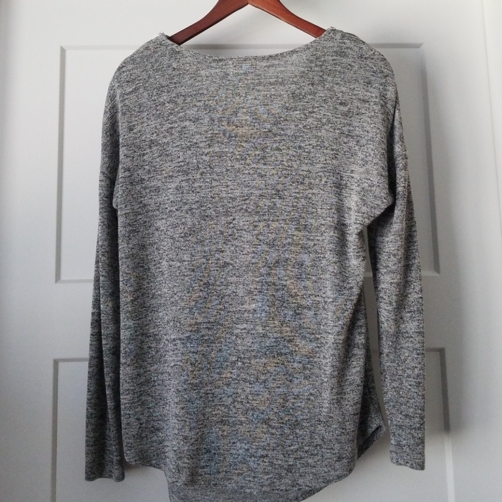 Blouse - Picture 2 of 2